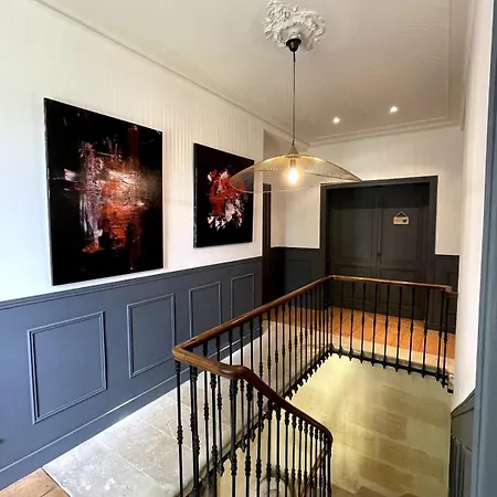 & Chateau Lagrange Les Tours Vakantiehuis Cubzac-les-Ponts