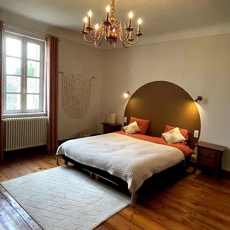 Vakantiehuis & Chateau Lagrange Les Tours *