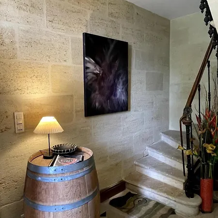 Holiday home & Chateau Lagrange Les Tours