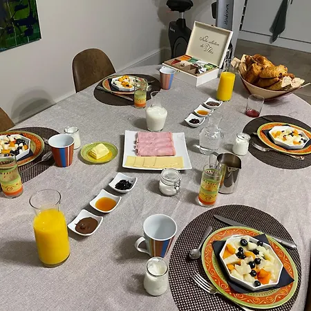 & Chateau Lagrange Les Tours